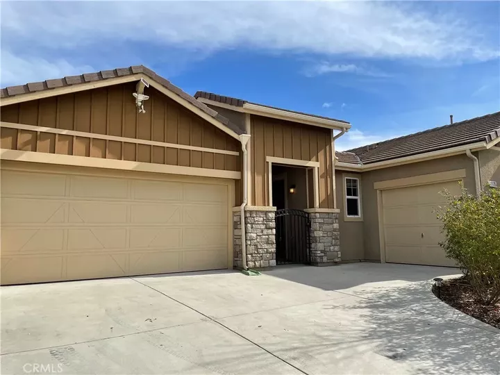 Property Photo: 11175 Avion CA 93422