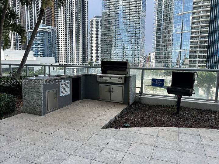 Property Photo: 888 Biscayne Blvd 3107 FL 33132