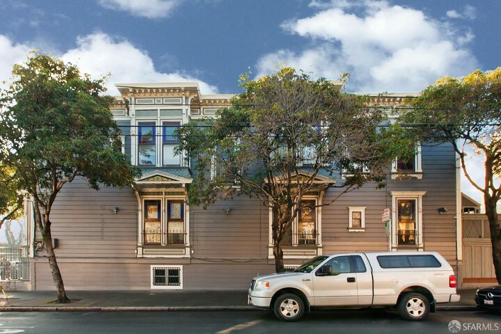 Property Photo:  1200-1202 Treat Avenue  CA 94110 