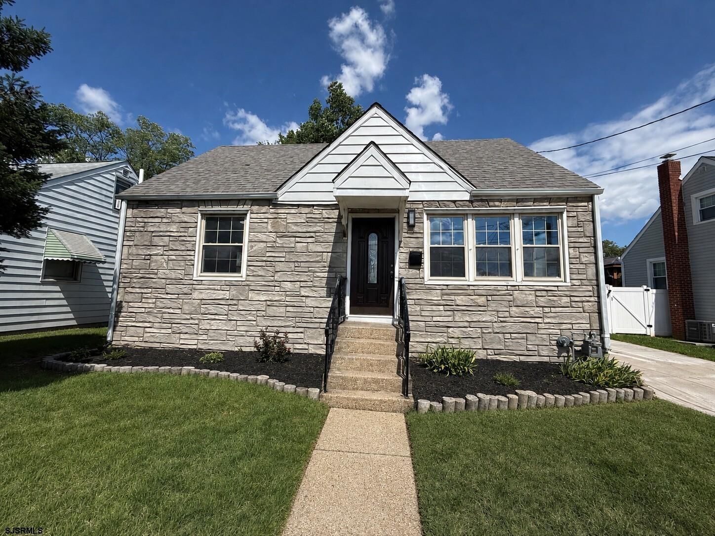Property Photo:  1004 Highland Ave  NJ 08029 