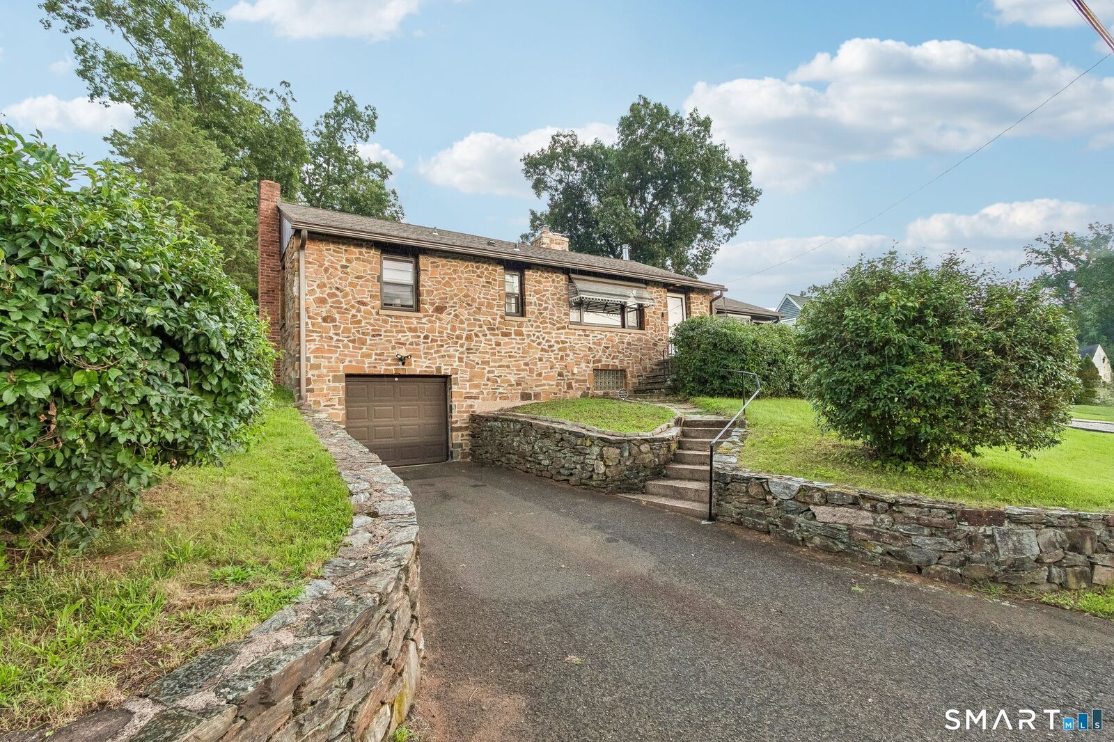 Property Photo:  35 Sherman Terrace  CT 06473 