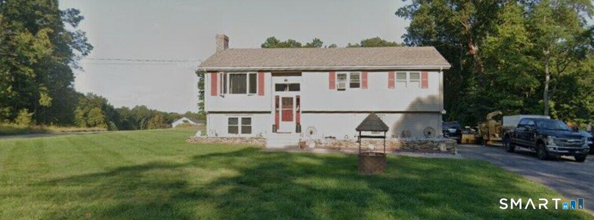 Property Photo: 54 Midwood Farm Road CT 06424