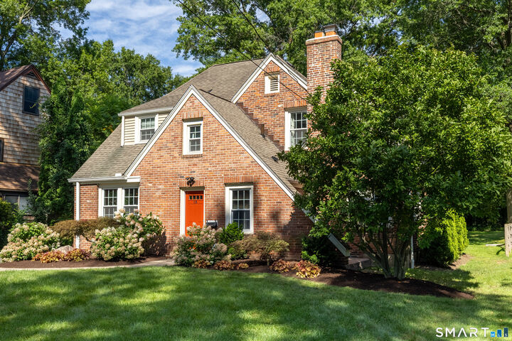 Property Photo:  110 Foxcroft Road  CT 06119 