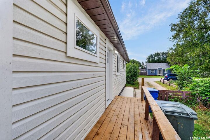 Property Photo: 584 7th Street E SK S6V 0S5
