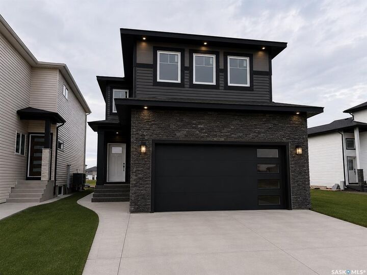 310 Nazarali Avenue — photo 1
