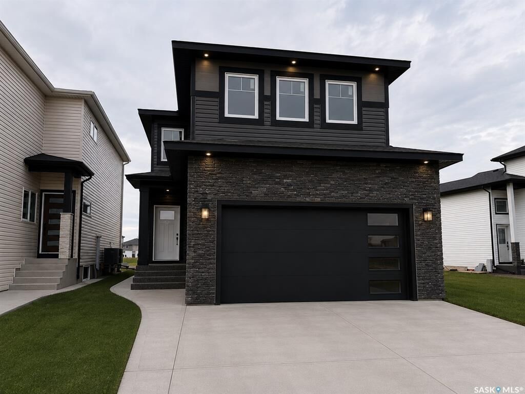 Property Photo: 310 Nazarali Avenue SK S7V 1N6