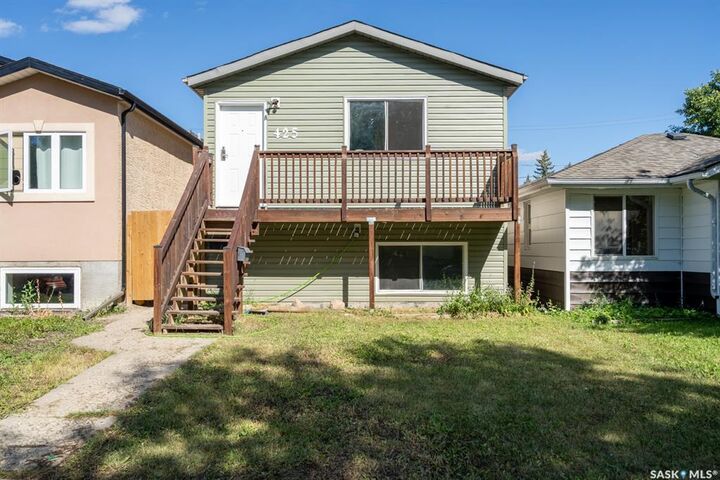 425 Lorne Street — photo 1