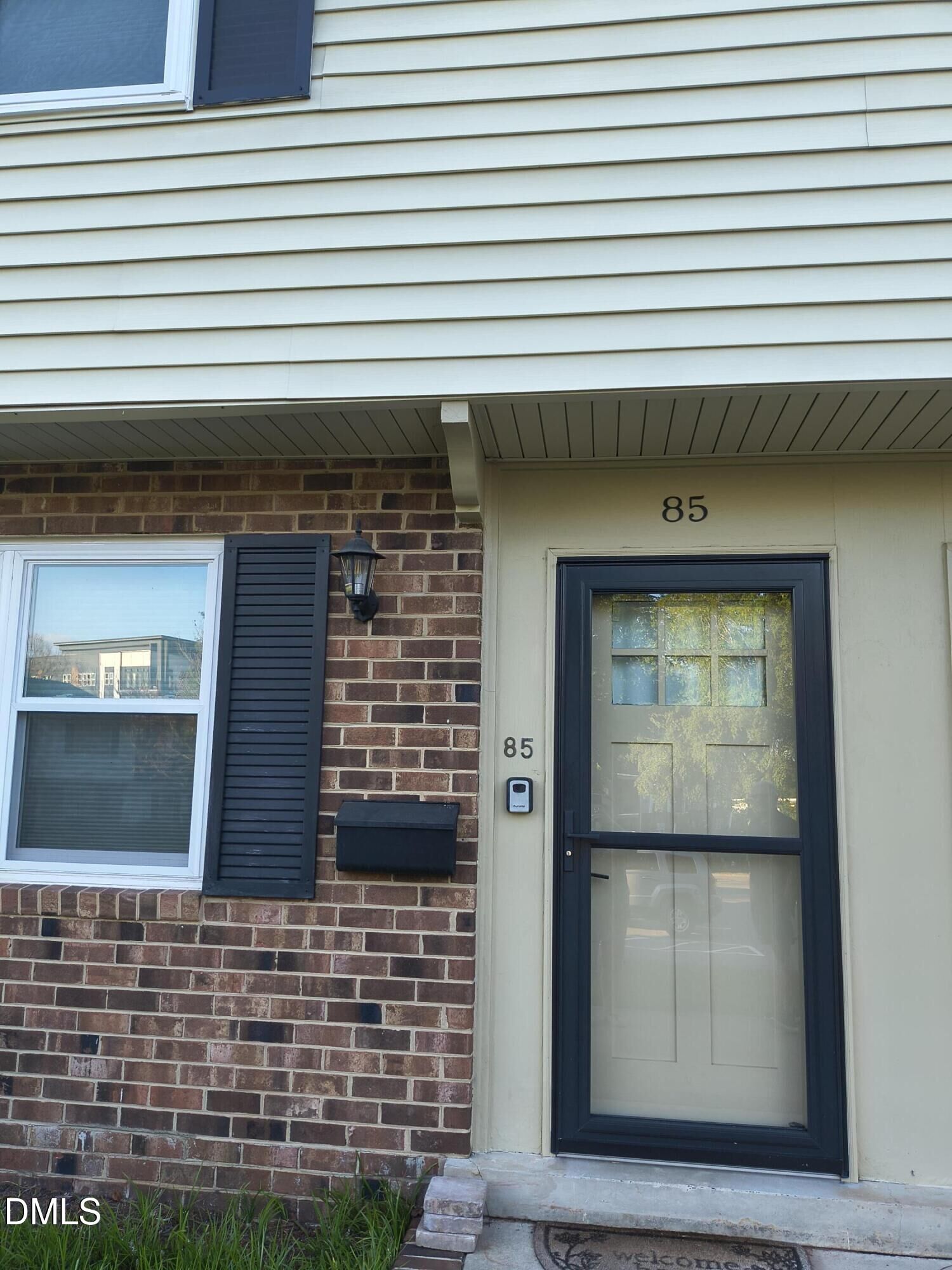 Property Photo:  1002 Willow Drive Apt 85  NC 27514 