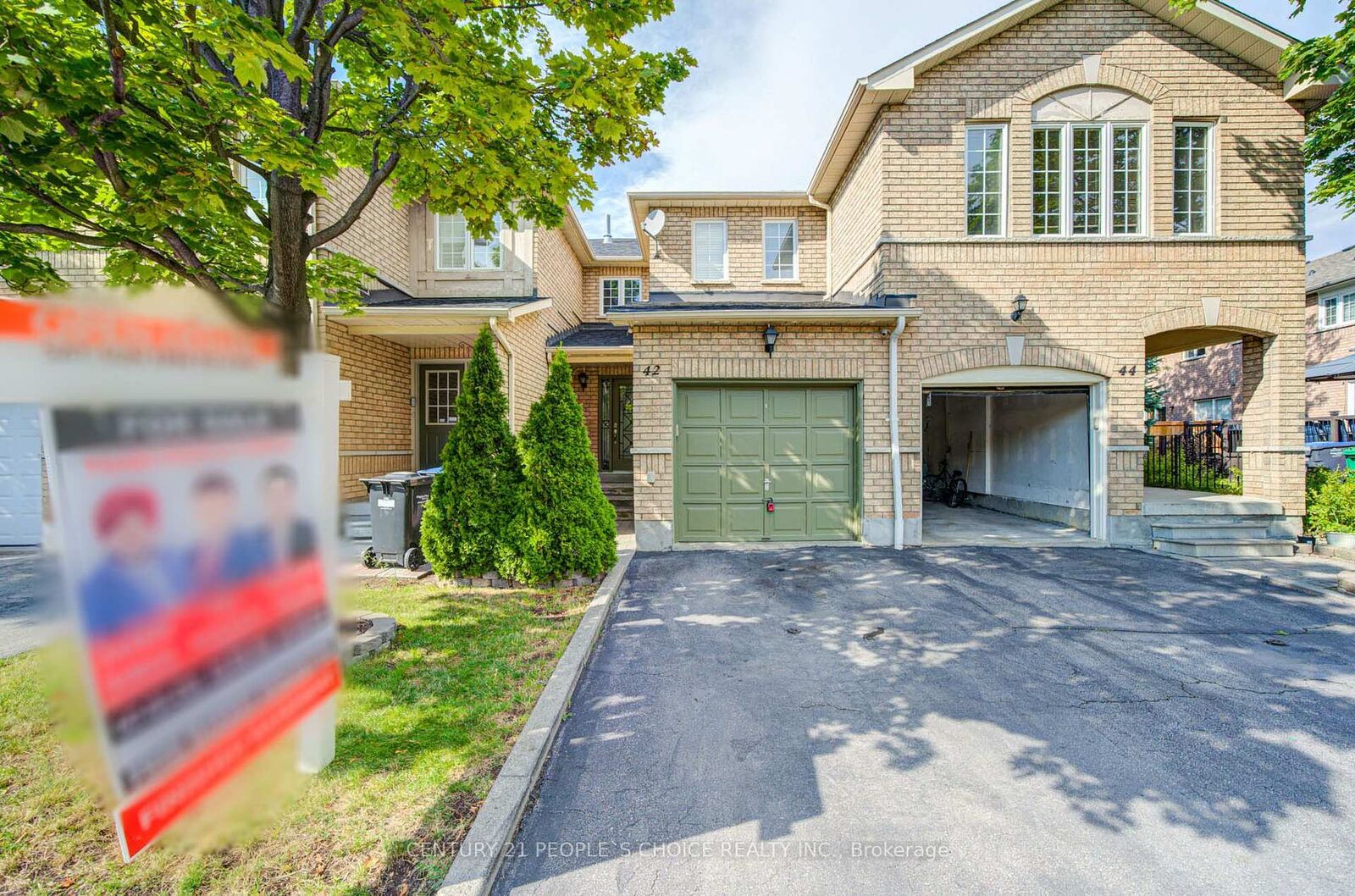 Property Photo:  7115 Rexwood Road 42  ON L4T 4L4 