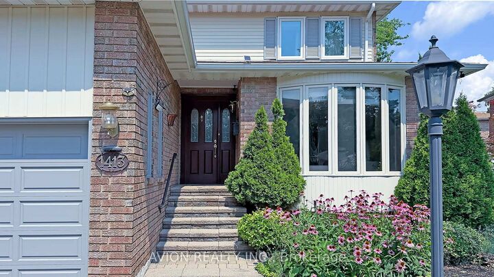 Property Photo: 1413 Harmsworth Square ON L6H 3E7