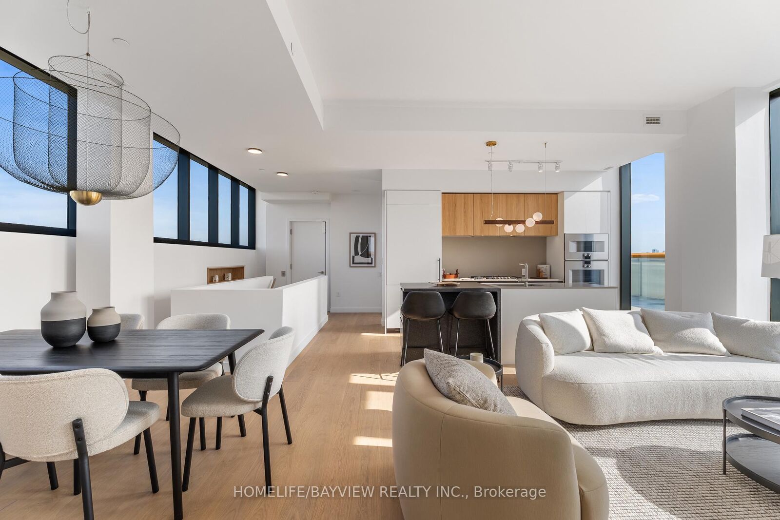 Property Photo:  1720 Bayview Avenue E Ph05  ON M4G 0E5 