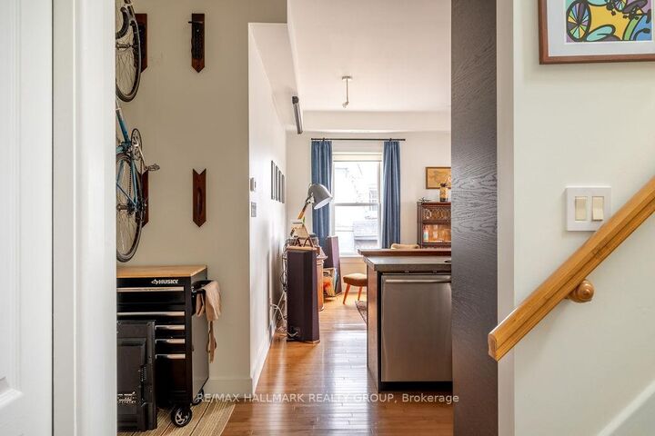 Property Photo:
