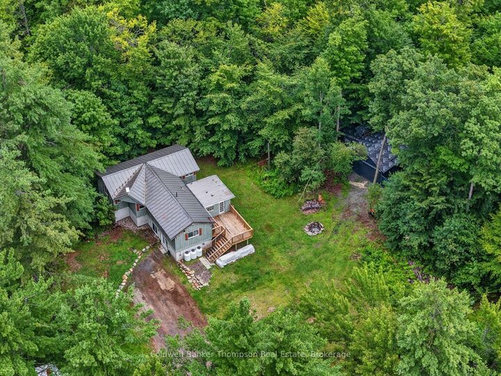 Property Photo: 1018 Ashley Lane ON P1L 1X1