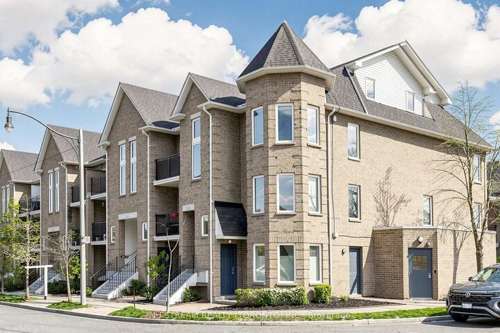 Property Photo: 10 Brian Peck Crescent 201 ON M4G 4K4