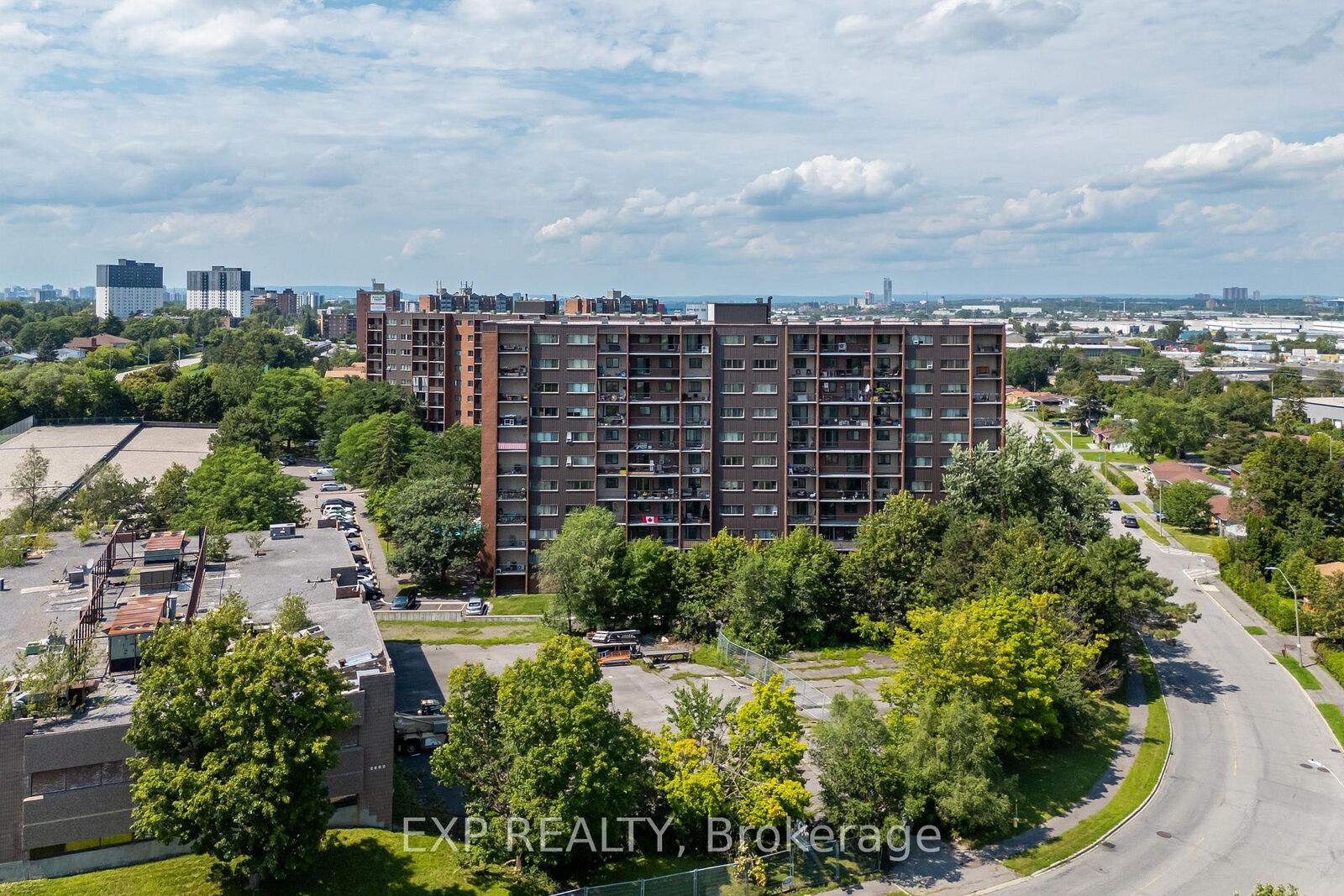 Property Photo: 2650 Southvale Crescent 508 ON K1B 4S9