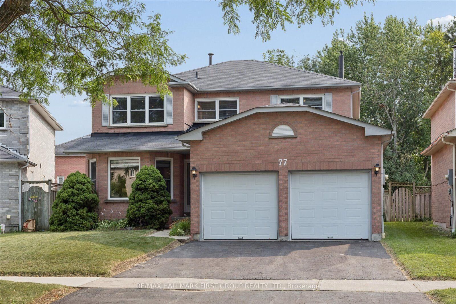 Property Photo: 77 Willowbrook Drive ON L1R 2A8