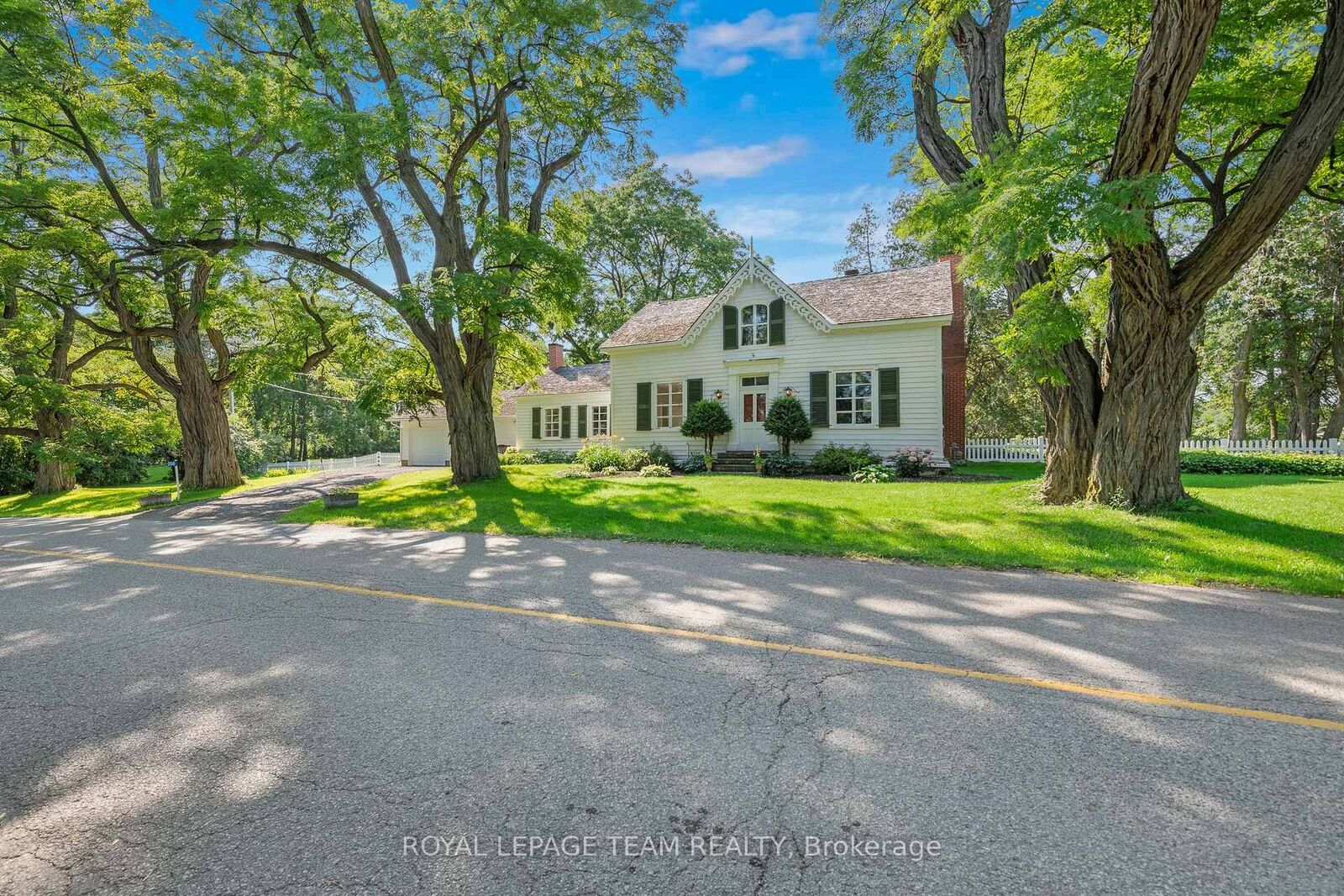 Property Photo: 256 Wilson Street N ON K0A 1A0