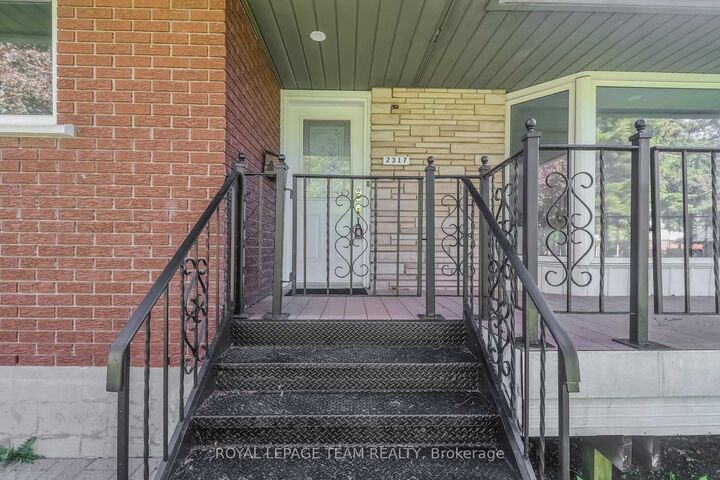 Property Photo: 2317 Elmira Drive ON K2C 1H3
