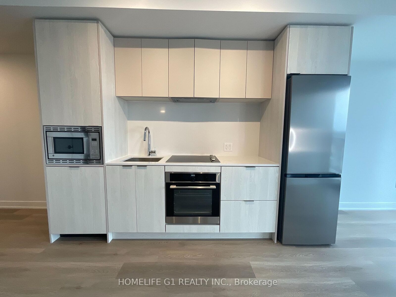 Property Photo: 3009 Novar Road 432 ON L5B 1H7