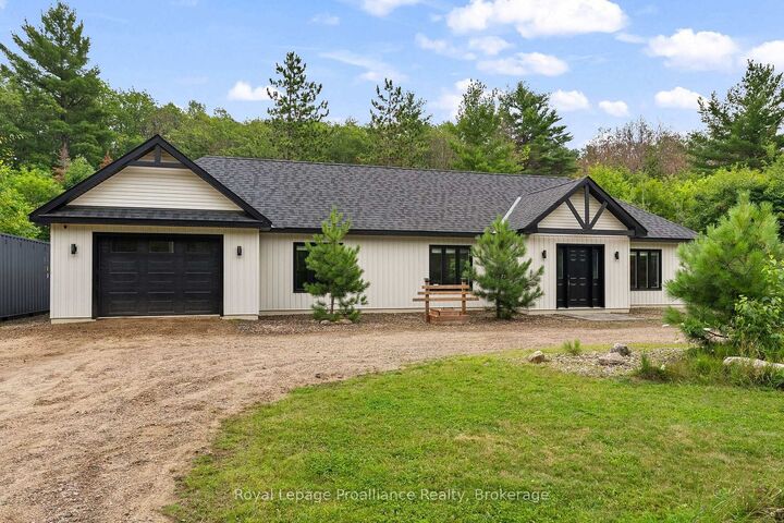41948A Combermere Road — photo 1
