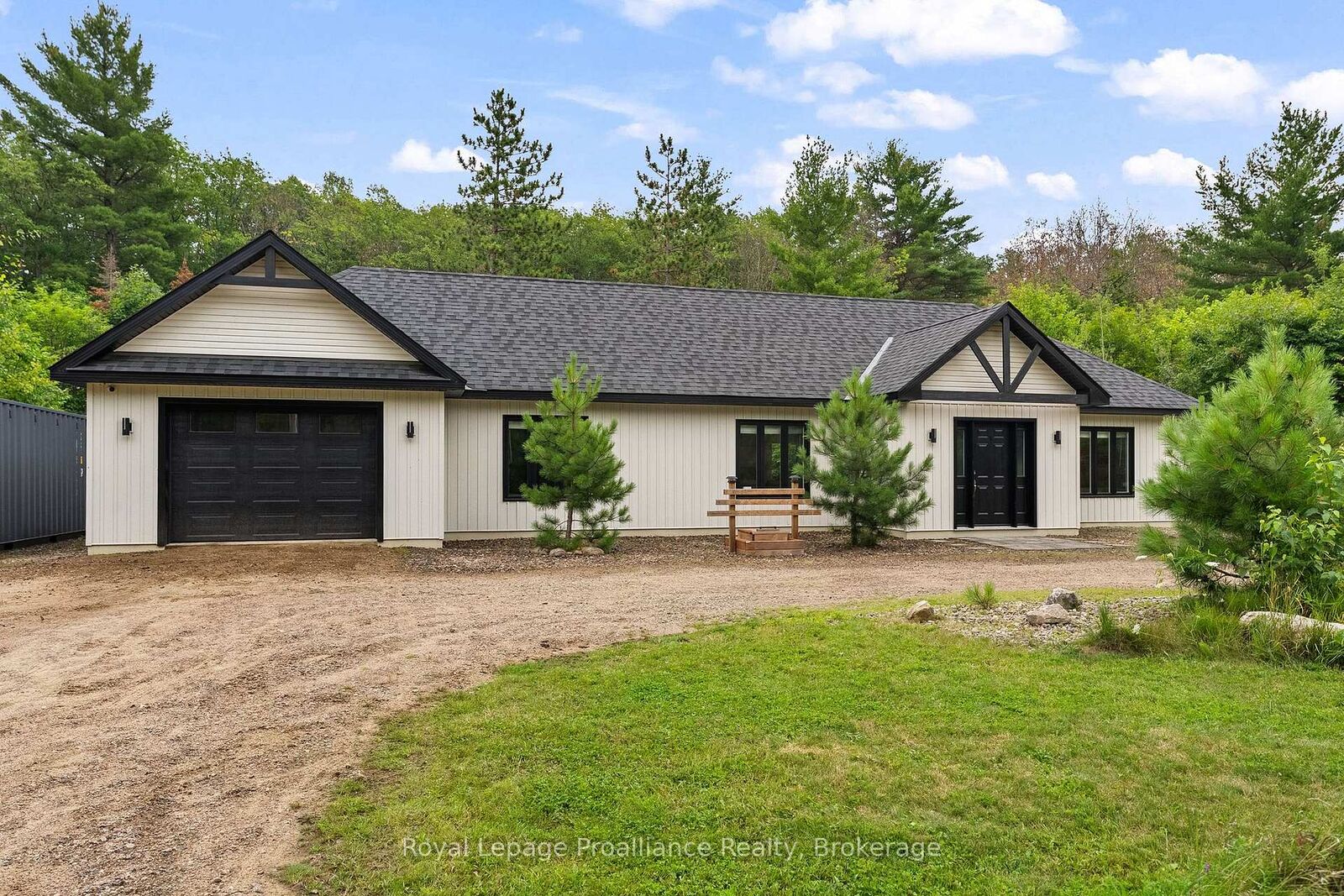 Property Photo: 41948A Combermere Road ON K0J 1B0