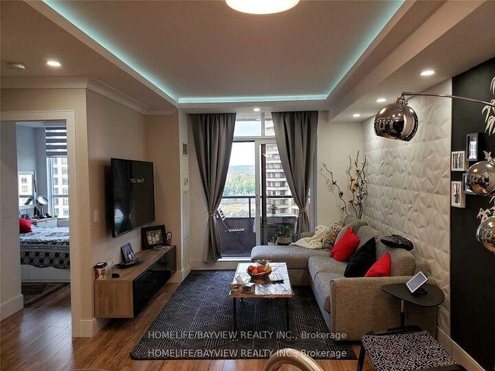 Property Photo:  9225 Jane Street 1006  ON L6A 0J7 
