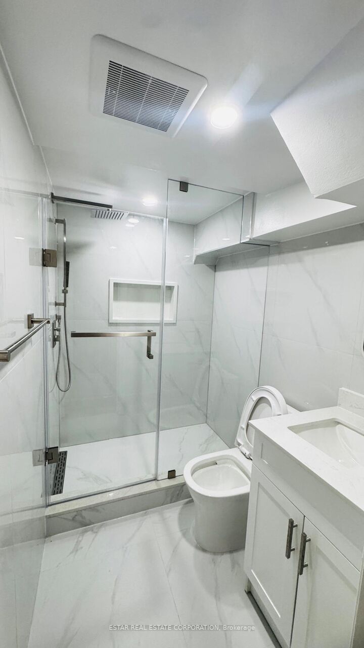Property Photo: 39 Loweswater Avenue Basement ON L3R 7W8