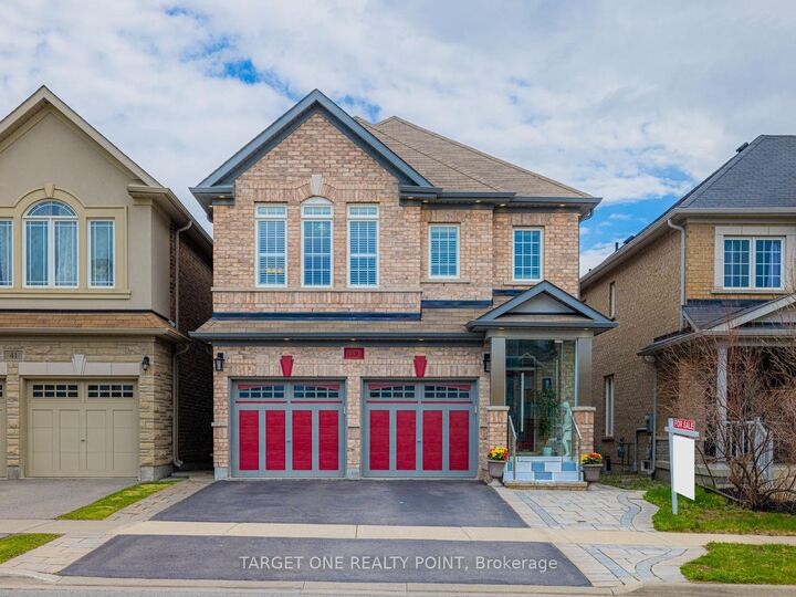 Property Photo: 39 Riding Mountain Drive ON L4E 0V4