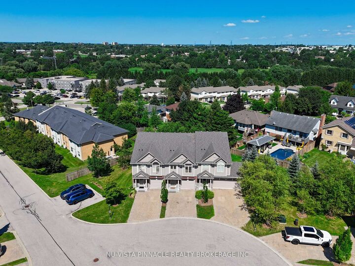 Property Photo:  176 Ferguson Drive 18  ON N4V 0C6 