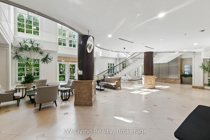 Property Photo: 10 Bloorview Place 1511 ON M2J 0B1