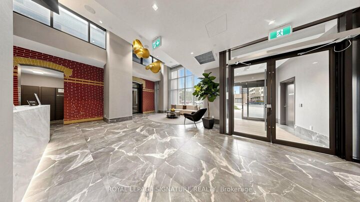 Property Photo: 286 Main Street 1005 ON M4C 4X4