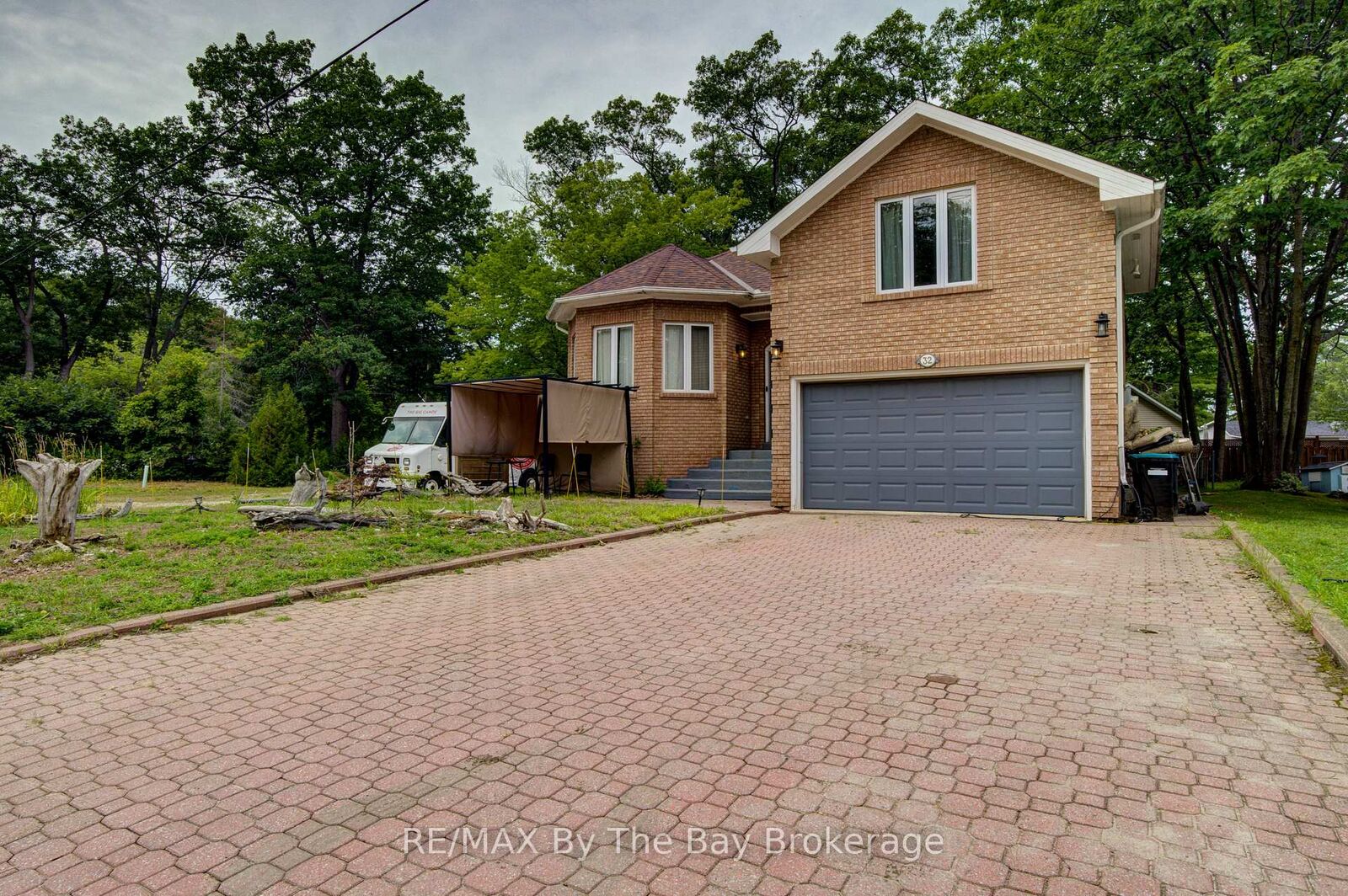 Property Photo: 32 1st Lane ON L9Z 2G3