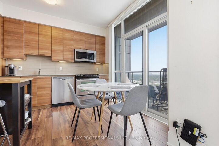Property Photo: 15 Viking Lane 1602 ON M9B 0A4