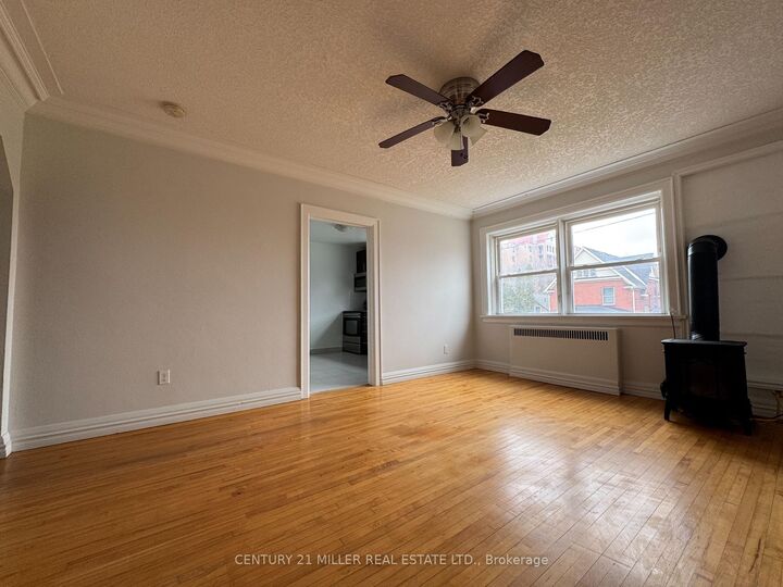 Property Photo:  101 Church Street 402  ON N2G 2S3 