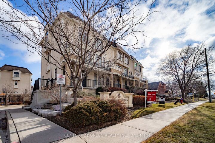 Property Photo: 3071 Cawthra Road 5 ON L5A 2X4