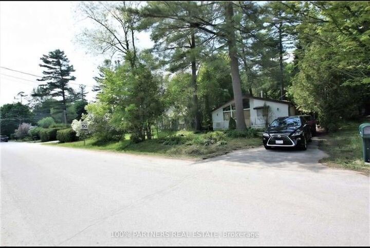 Property Photo: 730 Lakelands Avenue ON L9S 4E5