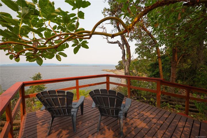 Property Photo: 3279 Blueback Dr BC V9P 9J1