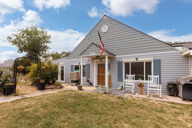 Property Photo: 306 S 400 E UT 84654