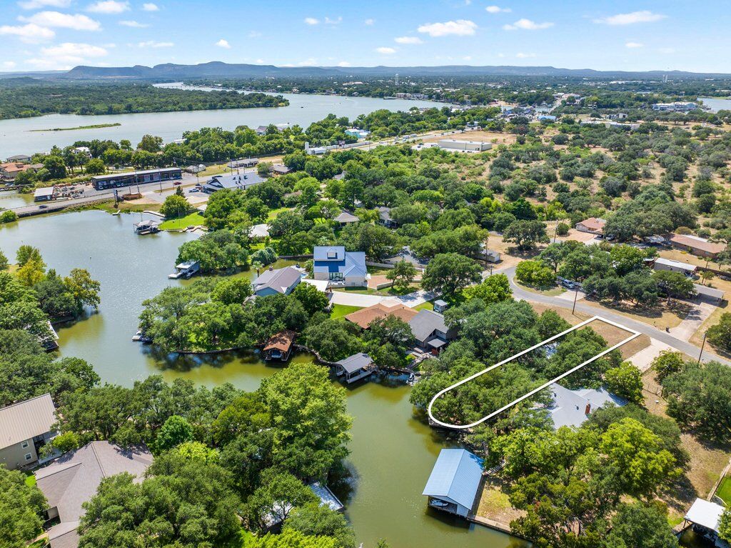 Property Photo: 1206 County Road 132A Lot 17 TX 78639