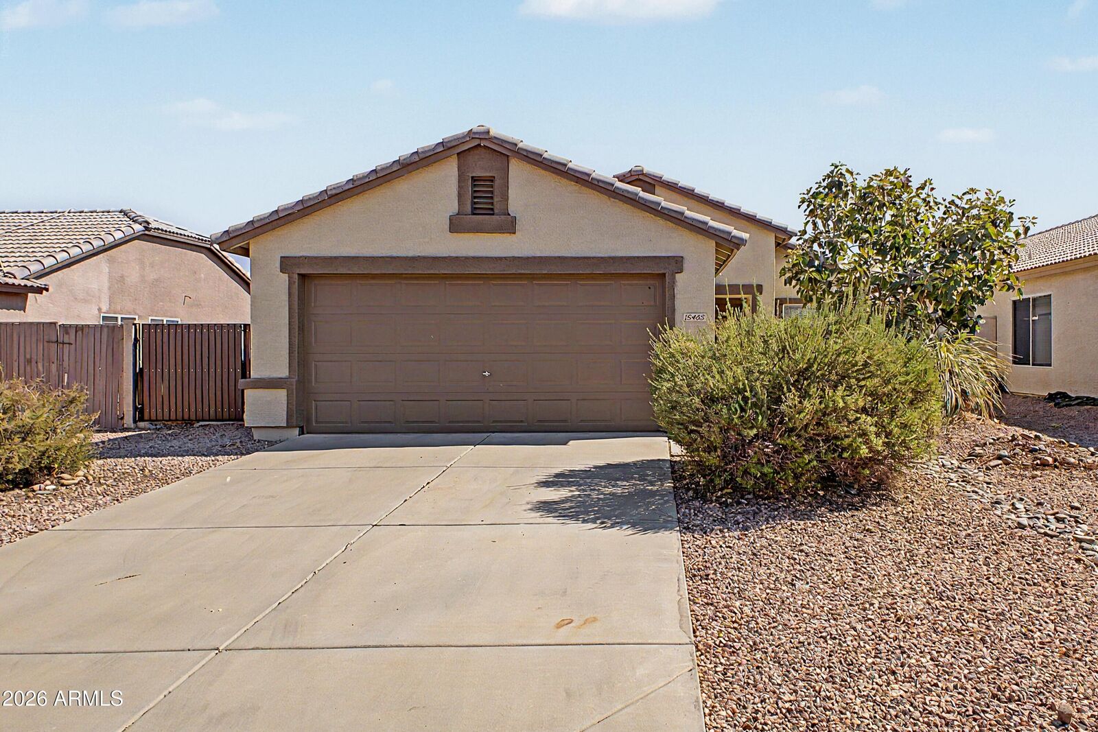 Property Photo: 15465 W Port Royale Lane AZ 85379