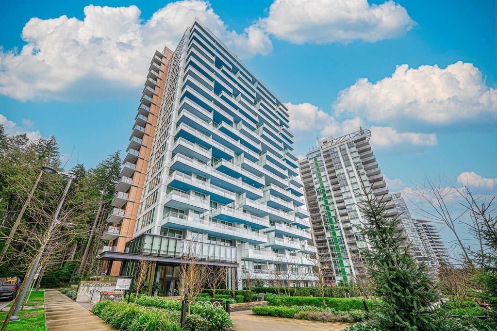 Property Photo:  5608 Berton Avenue 1106  BC V6S 0M6 