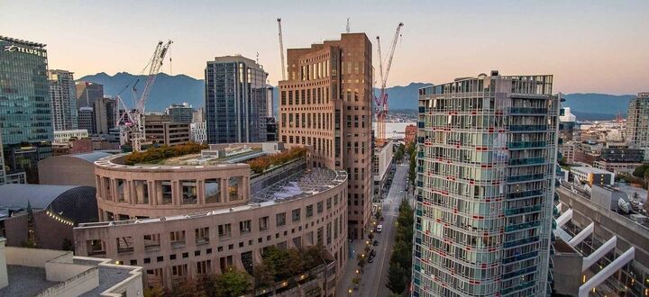 Property Photo:  838 Hamilton Street 1504  BC V6B 6A2 