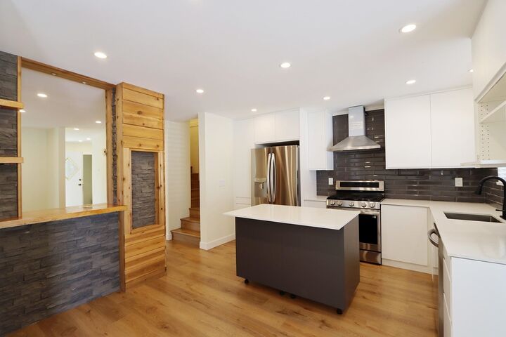 Property Photo: 11536 236 Street 36 BC V4R 2C6