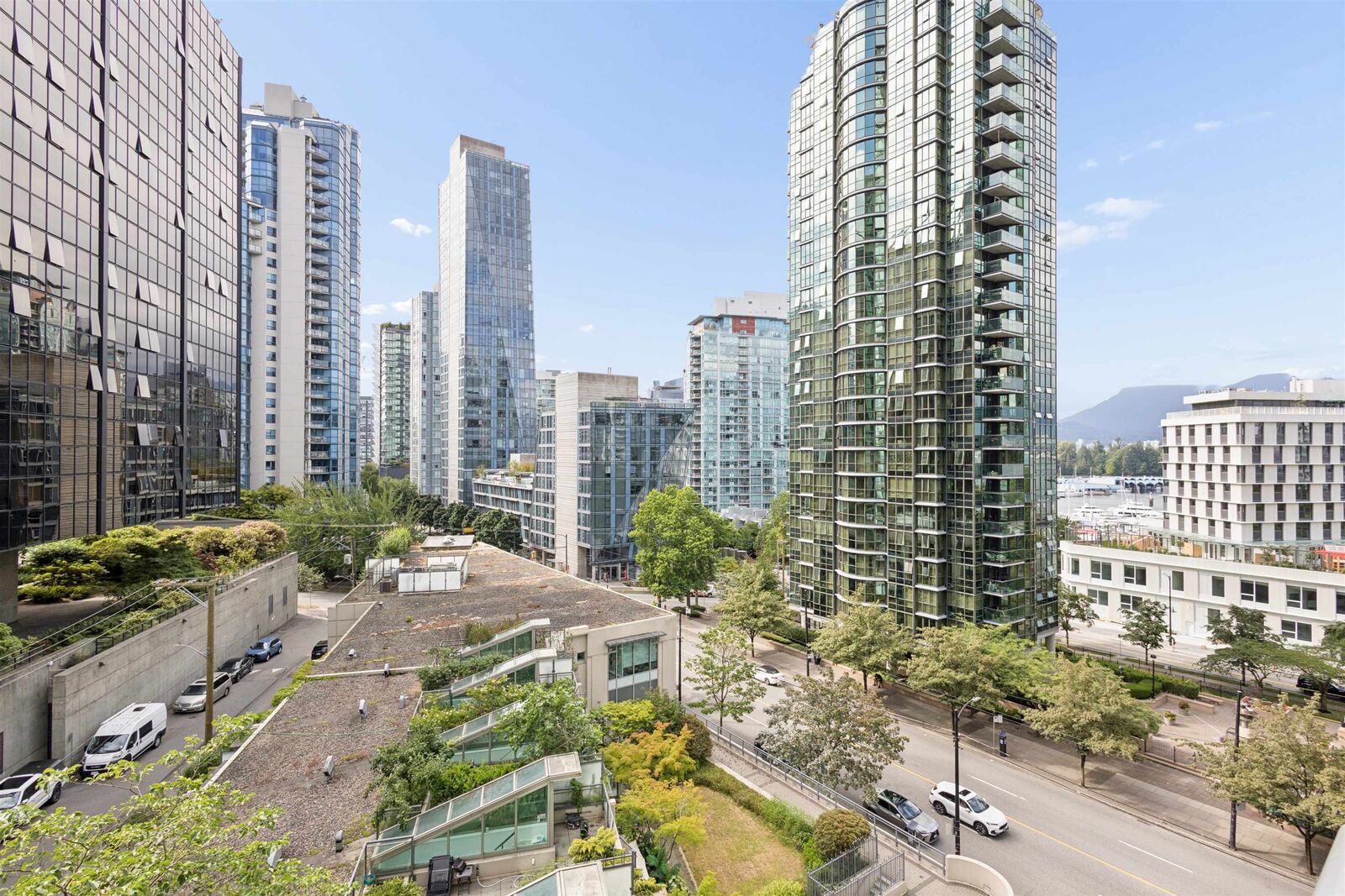 Property Photo:  1328 W Pender Street 903  BC V6E 4T1 