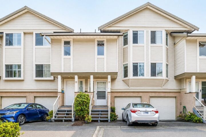 1318 Brunette Avenue 18 — photo 1