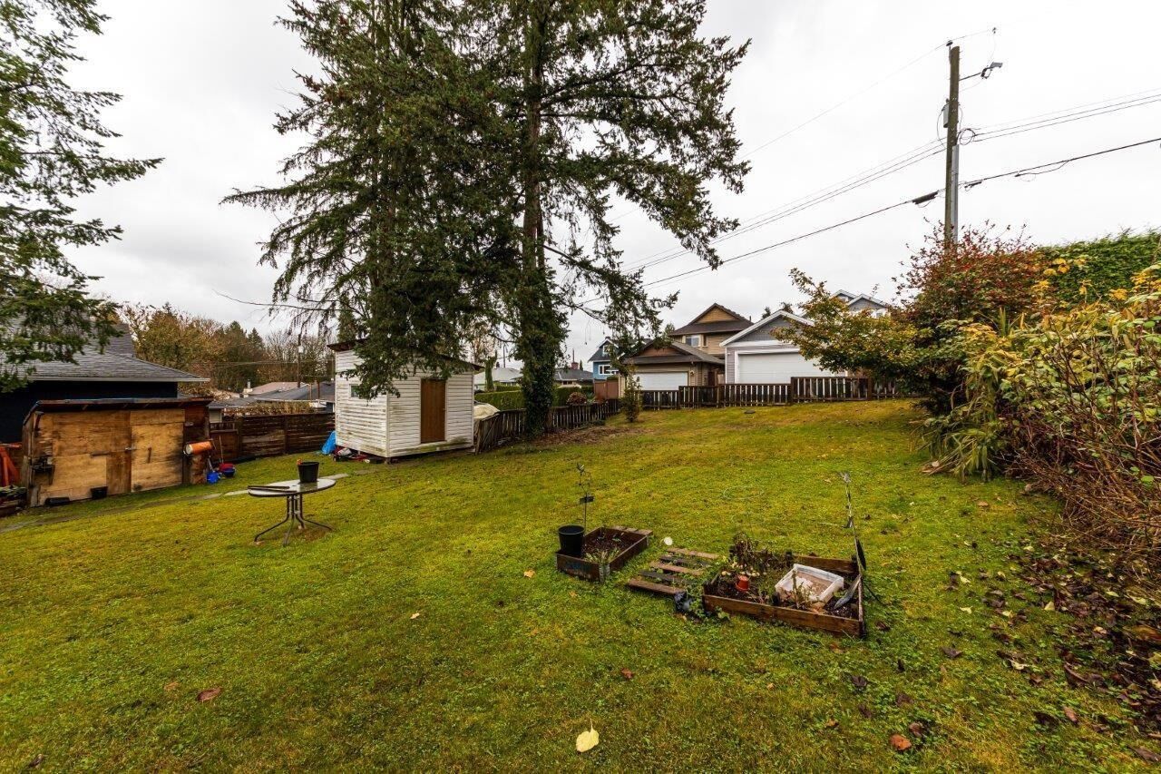 Property Photo: 320 Holmes Street BC V3L 4X5