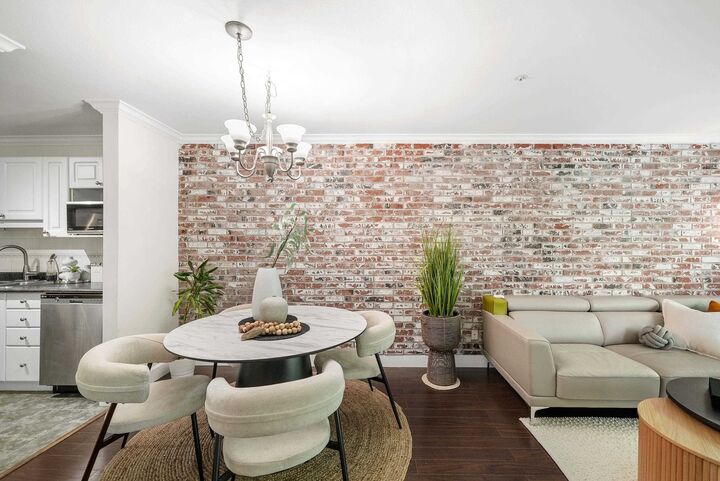 Property Photo:  888 Gauthier Avenue 302  BC V3K 6Y1 