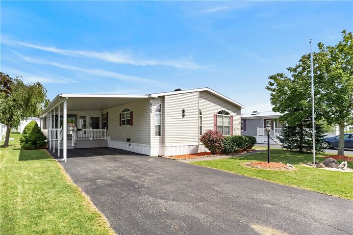 Property Photo: 6369 Roberts Drive 433 NY 14564