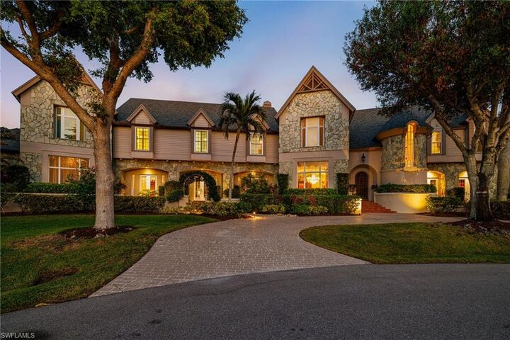 Property Photo:  13960 Blenheim Trail Rd  FL 33908 