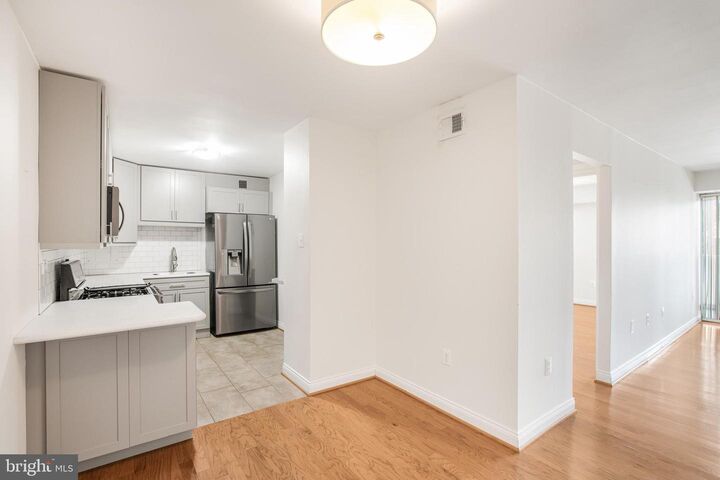 Property Photo: 700 7th Street SW 137 DC 20024